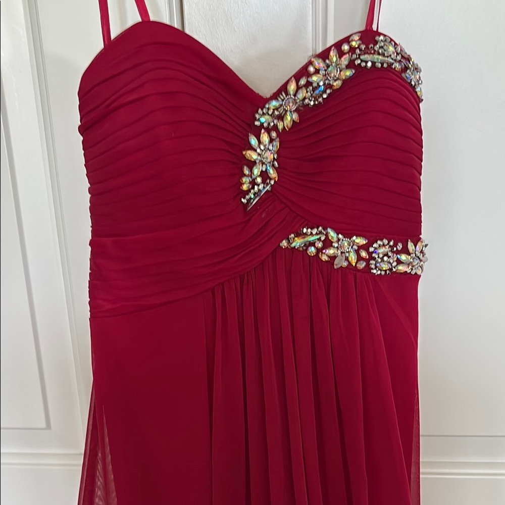 Red homecoming dress, strapless